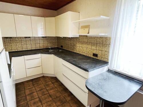  mit kl. Sitzbereich - 