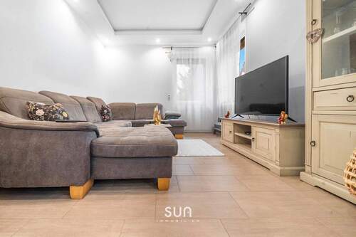 STILVOLLES WOHNZIMMER - 