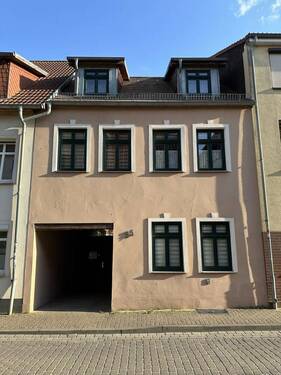 Innenstadthaus mit Hofdurchfahrt - 