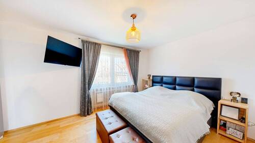 Schlafzimmer 1 - 