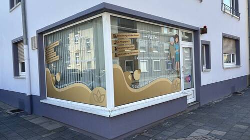 Eckansicht Schaufenster - 1 Zimmer Gewerbeobjekt (Büro, Produktion, Verkauf) in Duisburg