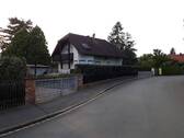 Straßenansicht - 4 Zimmer Einfamilienhaus zum Kaufen in Nürnberg