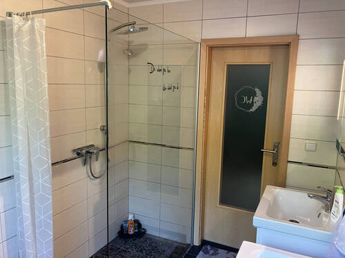 Dusche EG - 