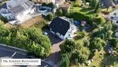 Titelbild_mit_Logo - Charmantes Einfamilienhaus auf malerischem Grundstück - Ihr neues Zuhause wartet!