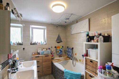 Badezimmer 1. OG - 