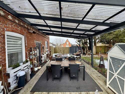 Überdachte Terrasse - 