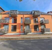 50 m bis zur Müritz! - wertig ausgestattete 2-Raumwohnung mit Südbalkon und Carportstellplatz im Innenhof - Waren (Müritz)