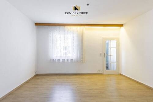 Bild 3 - 6 Zimmer Reihenmittelhaus in Stuttgart - Ost