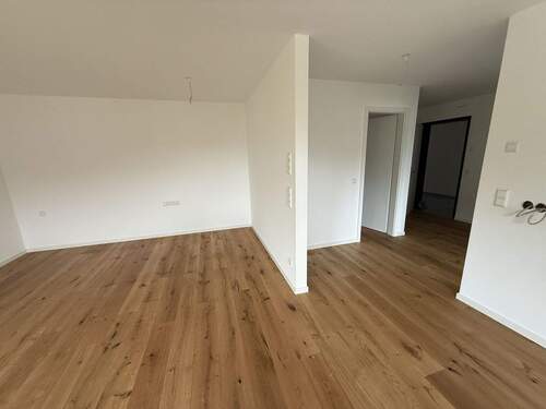 Beispiel Wohnraum - 1 Zimmer Etagenwohnung zur Miete in Titisee-Neustadt
