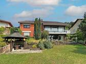Hausansicht Garten - 9 Zimmer Mehrfamilienhaus, Wohnhaus zum Kaufen in Neckargemünd