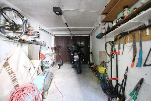 Garage - 