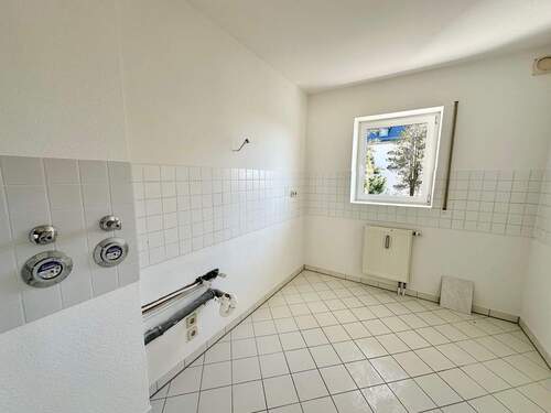 Küche mit Fenster - Etagenwohnung mit 110,00 m² in Dresden zum Kaufen