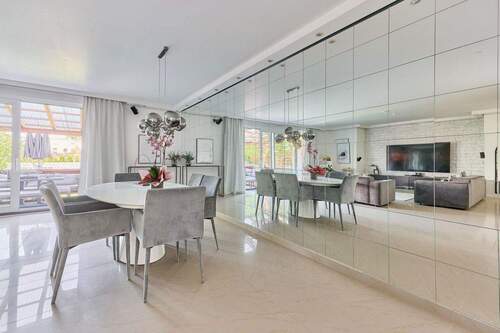 Wohnzimmer EG - Reihenendhaus mit 314,00 m&sup2; in Ludwigshafen zum Kaufen