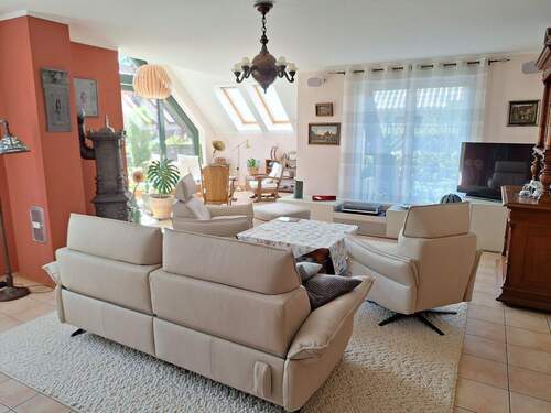 Haus links - Wohnen EG - 