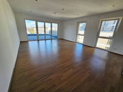 Wohnen - NEUBAU - Tolle 3 Zimmer Wohnung mit EBK und zwei Terrassen im Nürnberger Zentrum -