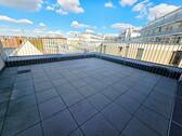Terrasse - Etagenwohnung mit 118,00 m&sup2; in Nürnberg zur Miete