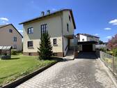 Ansicht mit Garage - 6 Zimmer Einfamilienhaus zum Kaufen in Schwandorf