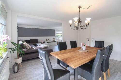 Wohn-und Esszimmer - 