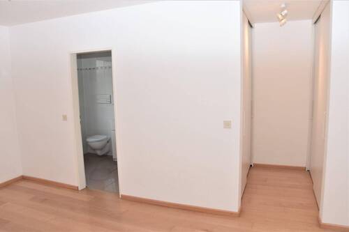 Schlafzimmer / Ankleide - Etagenwohnung mit 117,00 m&sup2; in München zur Miete