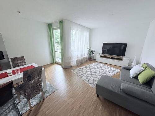 Wohnzimmer / Küche 02 - 3 Zimmer Etagenwohnung in Köln