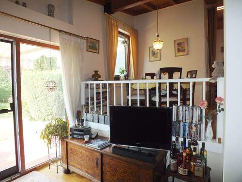 Ansicht zum Essbereich Empore - 