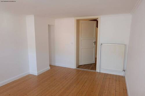 Kinder- Arbeitszimmer, EG - Mehrfamilienhaus, Wohnhaus mit 100,00 m² in Kenn zum Kaufen