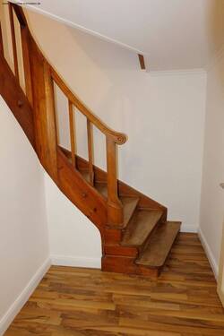 Treppe zum 1. OG - 