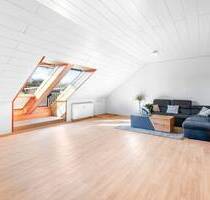 Stilvolle Dachgeschosswohnung mit Einbauküche - Lünen Altlünen