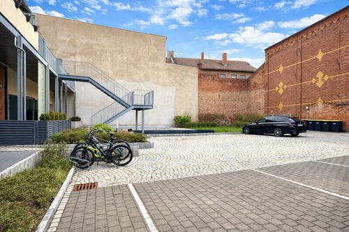 Hofseite - Etagenwohnung mit 104,00 m&sup2; in Waltershausen zum Kaufen