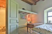 Zimmer mit Badezimmer - 