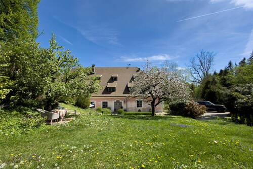 Bild 1 - Besonderes Anwesen mit Geschichte, Ausbaureserven und 18.000m² Grund