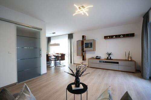 WOHN- / ESSBEREICH - 5 Zimmer Doppelhaushälfte zum Kaufen in Pfungstadt