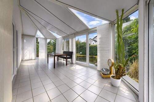 01_Windfang - 9 Zimmer Einfamilienhaus zum Kaufen in Lahnau