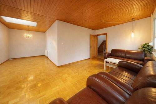 03_Wohzimmer - Einfamilienhaus mit 211,10 m&sup2; in Lahnau zum Kaufen