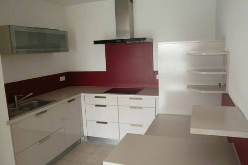 Einbauküche - 2 Zimmer Etagenwohnung zur Miete in Ulm