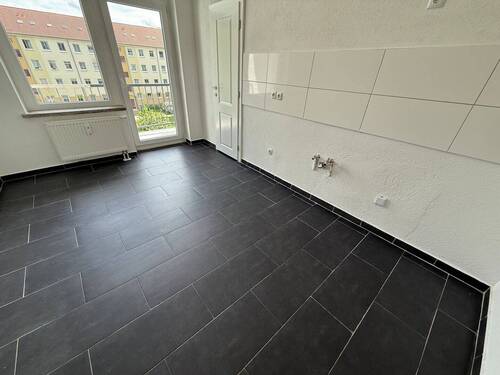 IMG_2493 - Heimkommen und Wohlfühlen* sep. WC* modern saniert* Balkon* im 2.OG