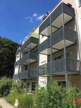 Gartenansicht - Etagenwohnung mit 54,00 m² in Nürnberg zur Miete