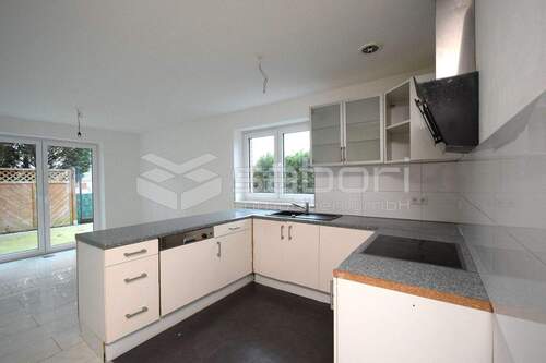 offene Küche - 5 Zimmer Reihenmittelhaus in Hamburg