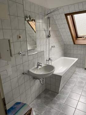 Vollbad mit Fenster - 