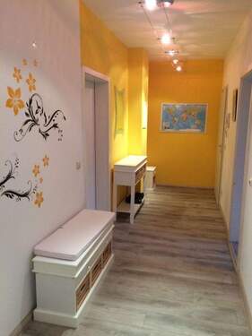 Flur - 3 Zimmer Etagenwohnung in Chemnitz