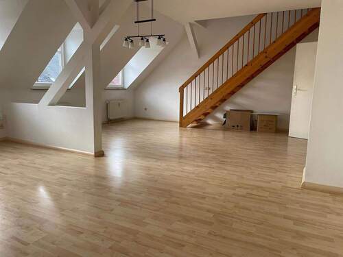 Wohnzimmer - Etagenwohnung mit 101,00 m&sup2; in Chemnitz zum Kaufen