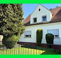 ... Wecken Sie dieses Haus aus dem Dornröschenschlaf! Wohnen und Leben im schönen Langenzenn!