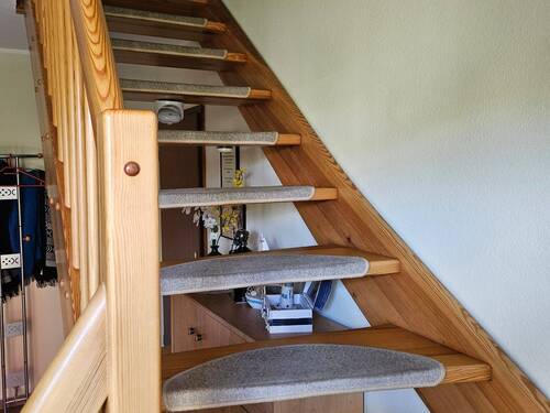 Treppe ins Dachgeschoss.jpg - 