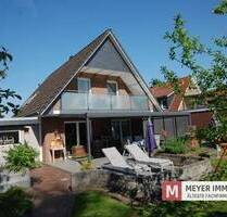 Interessantes Doppelhaus (2 WE) auf einem Traumgrundstück im Ortskern von Wiefelstede (Obj.-Nr.: 6499)