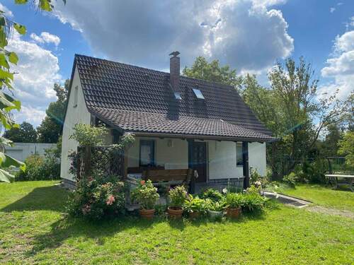 Bild 1 - Charmantes kleines Einfamilienhaus auf schönen Grundstück in Königsbrück