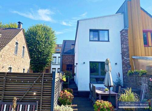 Terrasse - Hausansicht - 