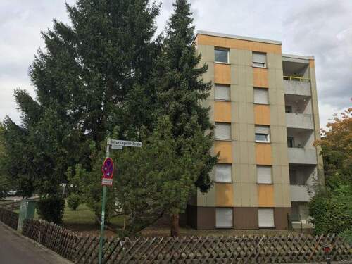 Seitenansicht - 2 Zimmer Etagenwohnung in Hanau