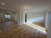 Wohnzimmer, Esszimmer & Küche - 