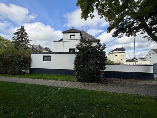 Seitenansicht - 6 Zimmer Einfamilienhaus in Bonn