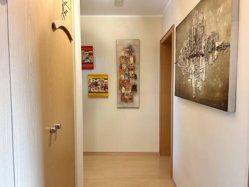 Diele - Etagenwohnung mit 96,00 m² in Nürnberg zum Kaufen